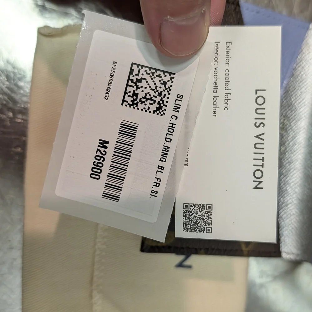 Louis Vuitton Brown Monogram Wallet - Picture 9 of 9